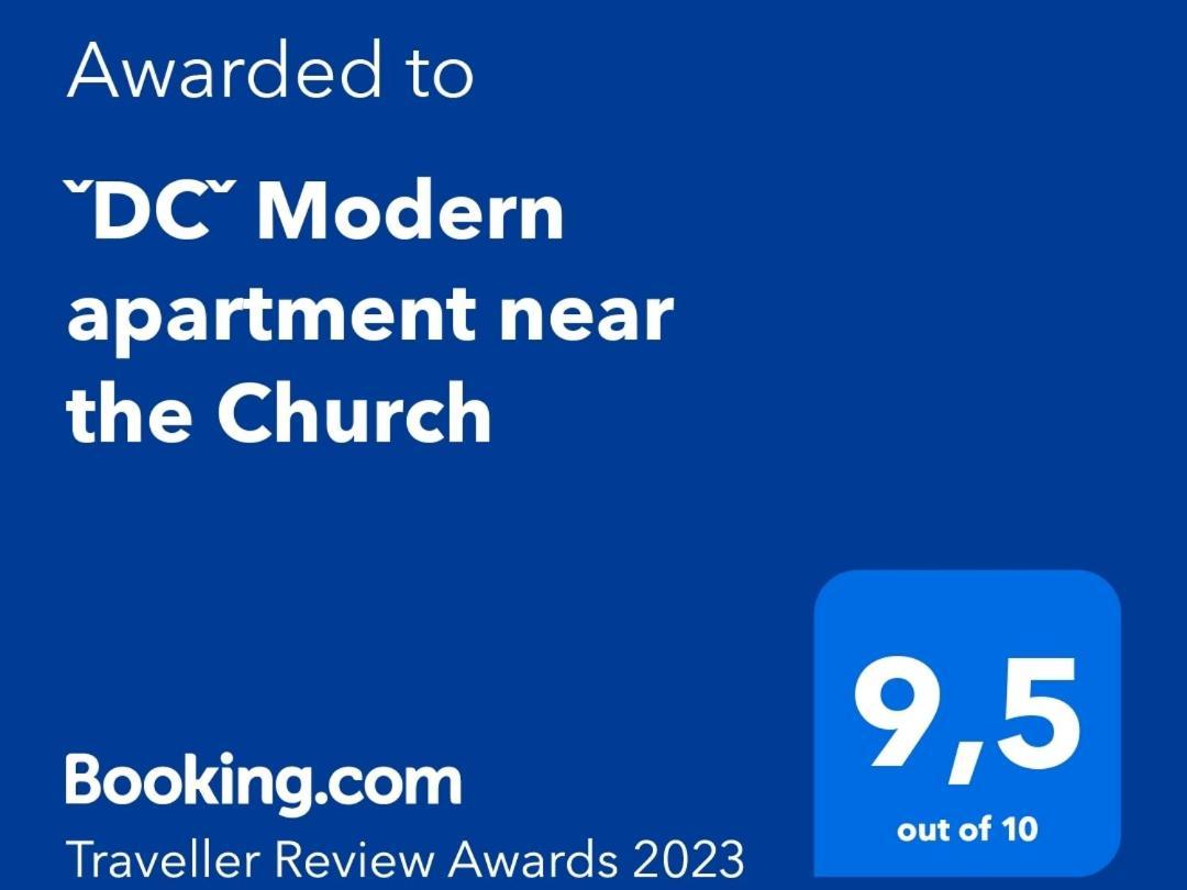 ˇdcˇ Modern Apartment Near The Church روفينج المظهر الخارجي الصورة